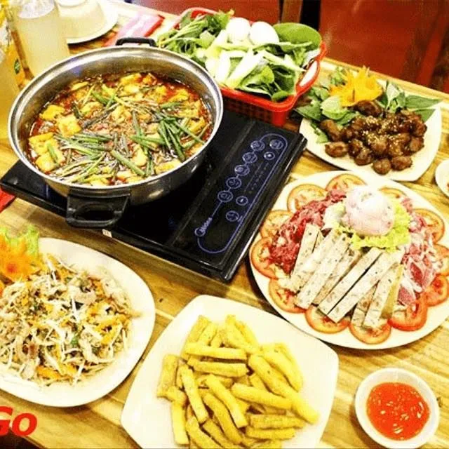 Top 10 Địa chỉ ăn lẩu bò riêu cua ngon nhất Hà Nội