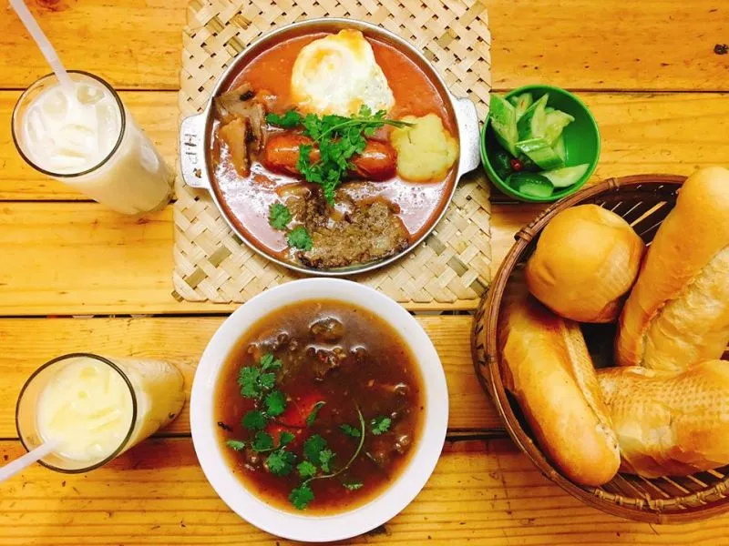 Top 10 Địa chỉ ăn vặt ngon khu vực quận Cầu Giấy, Hà Nội