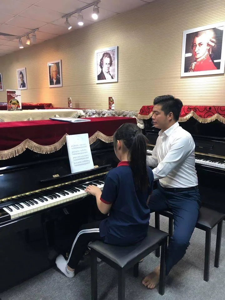 Top 10 Địa chỉ dạy đàn piano uy tín nhất Hà Nội