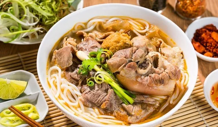 Top 10 Quán ăn ngon nhất trên phố Thái Thịnh, Hà Nội