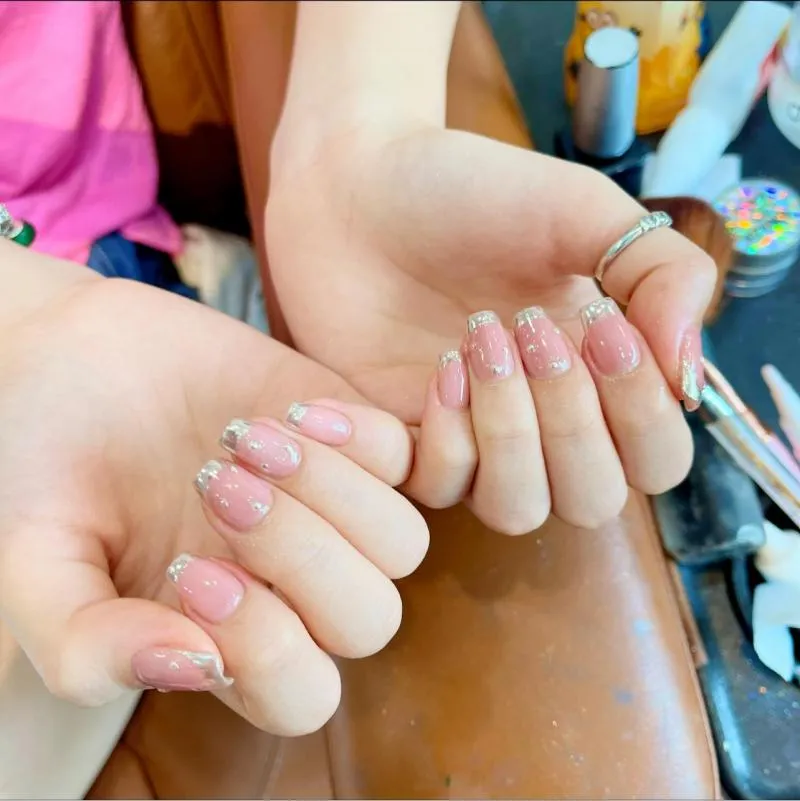 Top 10 Tiệm làm nail đẹp và chất lượng nhất quận Long Biên, Hà Nội