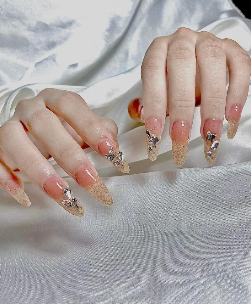 Top 10 Tiệm làm nail đẹp và chất lượng nhất quận Long Biên, Hà Nội