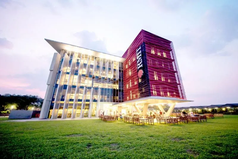 Top 10 Trường Đại học có khuôn viên đẹp nhất tại Hà Nội