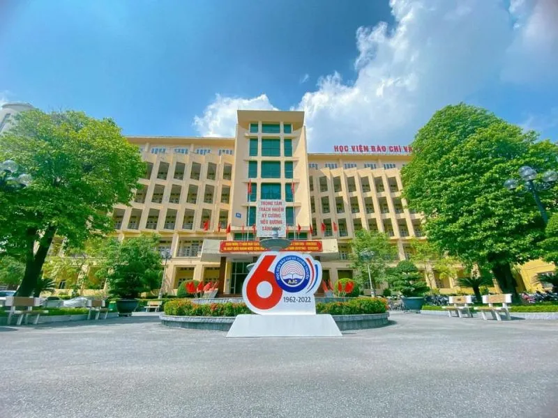 Top 10 Trường Đại học có khuôn viên đẹp nhất tại Hà Nội