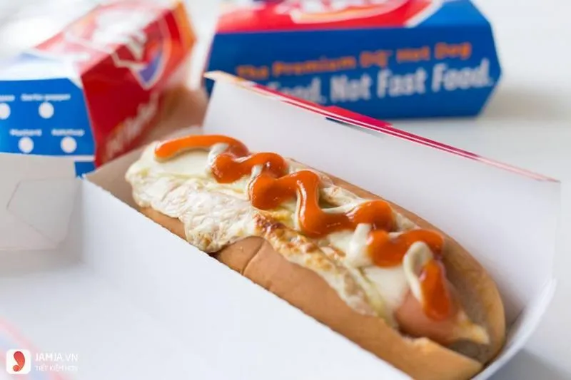 Top 11 Địa chỉ ăn hotdog ngon nhất Hà Nội