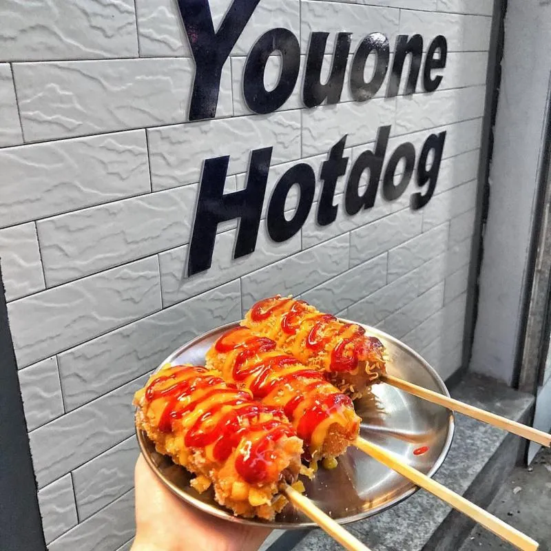 Top 11 Địa chỉ ăn hotdog ngon nhất Hà Nội