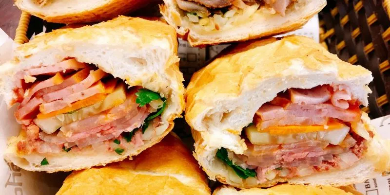 Top 11 Quán bánh mì pate ngon nhất tại Hà Nội