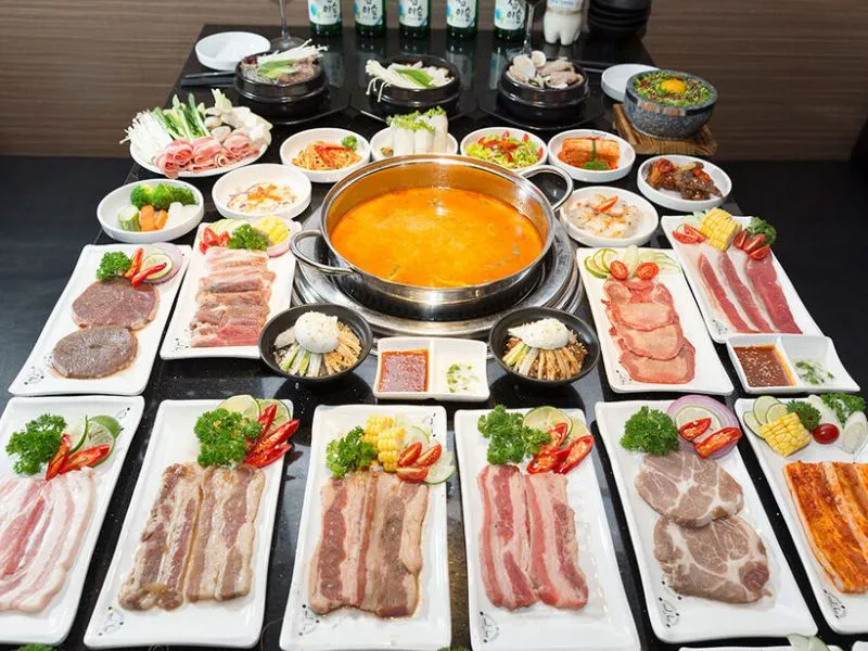 Top 12 Nhà hàng tổ chức tiệc tất niên ngon, giá hợp lý tại Quận Đống Đa, Hà Nội