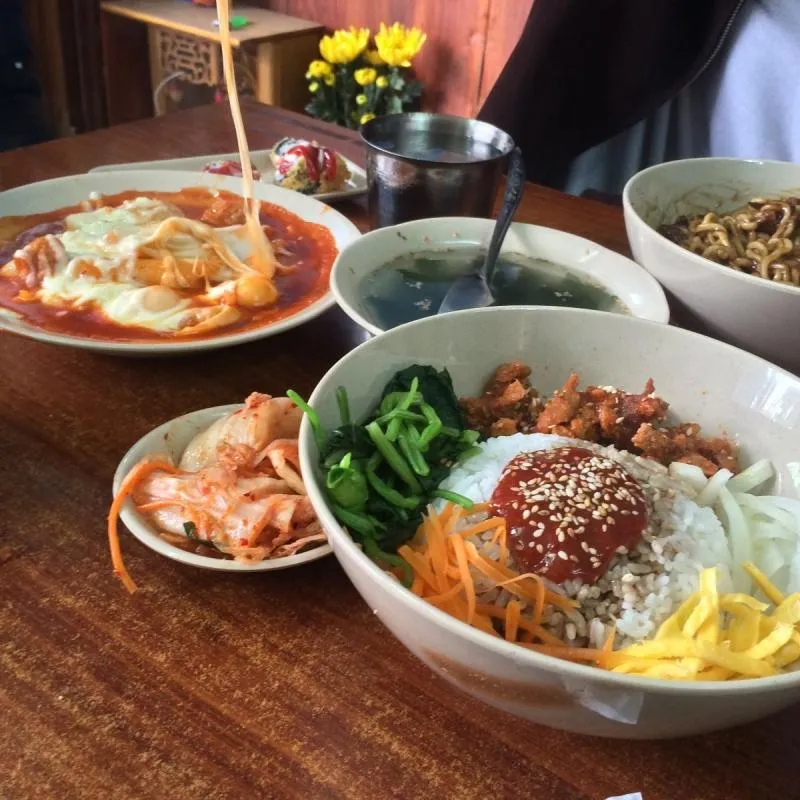Top 12 Quán cơm trộn Hàn Quốc ngon nhất Hà Nội