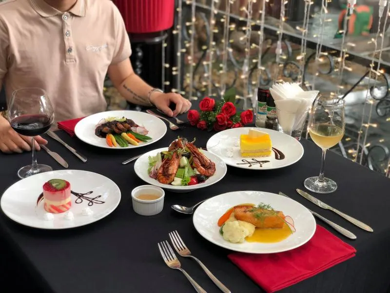 Top 13 Quán ăn lãng mạn nhất dành cho cặp đôi tại Hà Nội