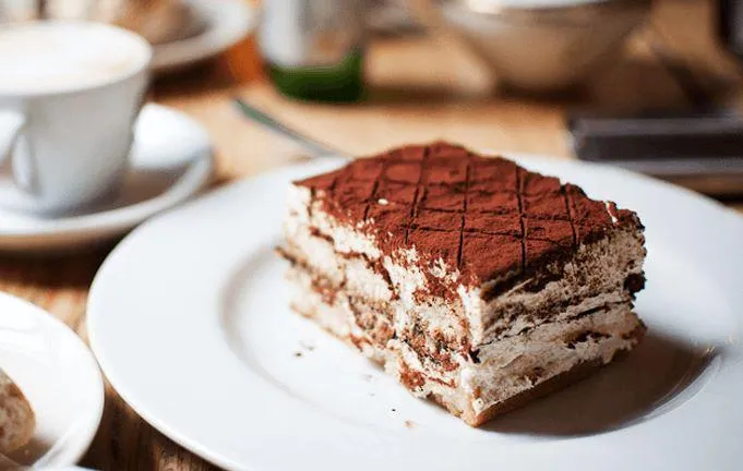 Top 15 Địa chỉ thưởng thức bánh Tiramisu ngon nhất Hà Nội