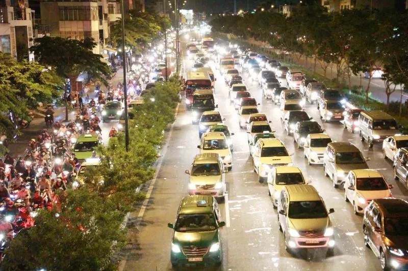 Top 18 Điểm khác nhau thú vị giữa Hà Nội và Sài Gòn