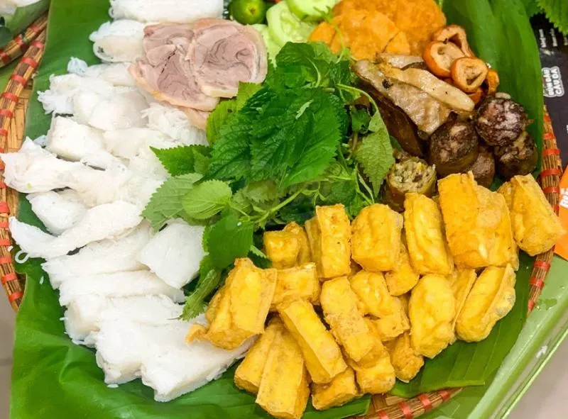 Top 6 Quán bún ngon, sạch nổi tiếng nhất Hà Nội