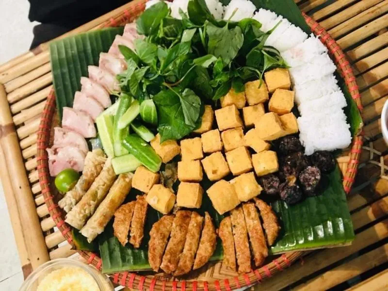 Top 6 Quán bún ngon, sạch nổi tiếng nhất Hà Nội