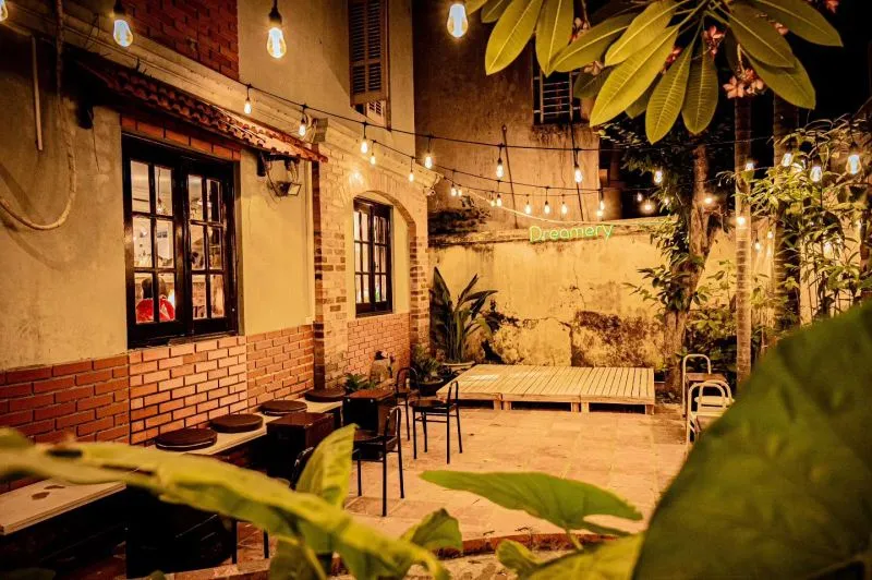 Top 7 Quán cafe để tận hưởng mùa thu đẹp nhất tại Hà Nội