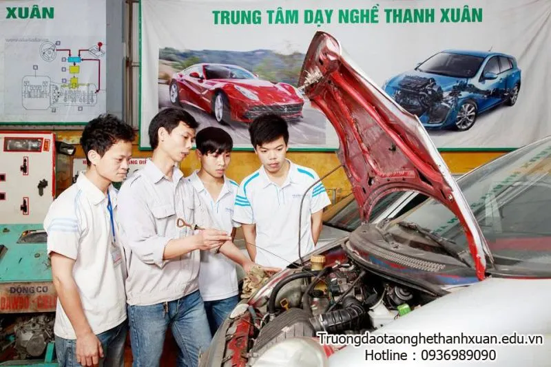 Top 7 Trung tâm dạy nghề sửa chữa ô tô uy tín nhất tại Hà Nội