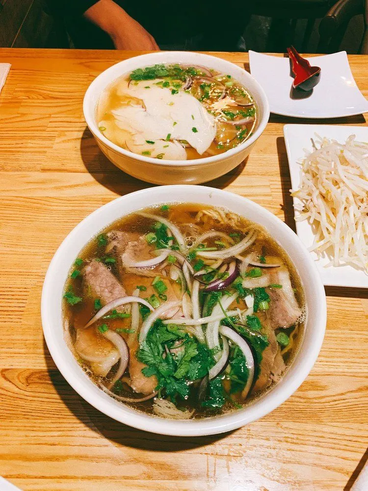Top 8 Quán phở ngon nhất Quận Đống Đa, Hà Nội