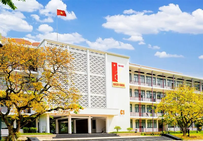 Top 8 Trường đại học hạnh phúc nhất Hà Nội